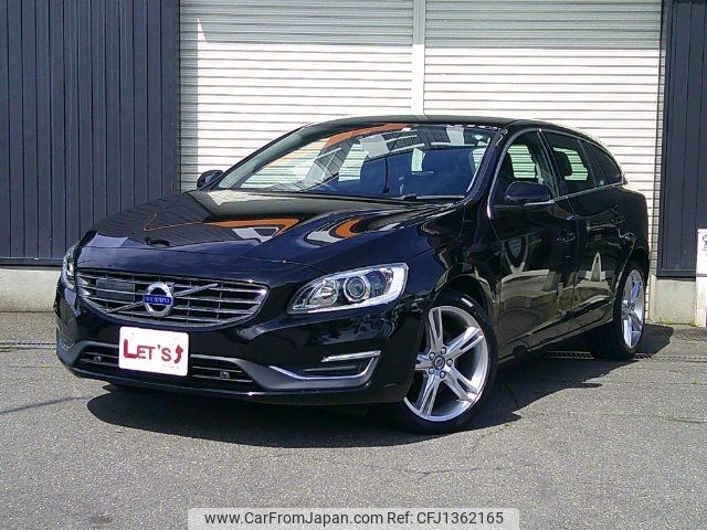 volvo v60 2016 -VOLVO--Volvo V60 FB420--G1301380---VOLVO--Volvo V60 FB420--G1301380- image 1