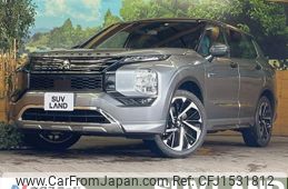 mitsubishi outlander-phev 2023 CFJ1531812