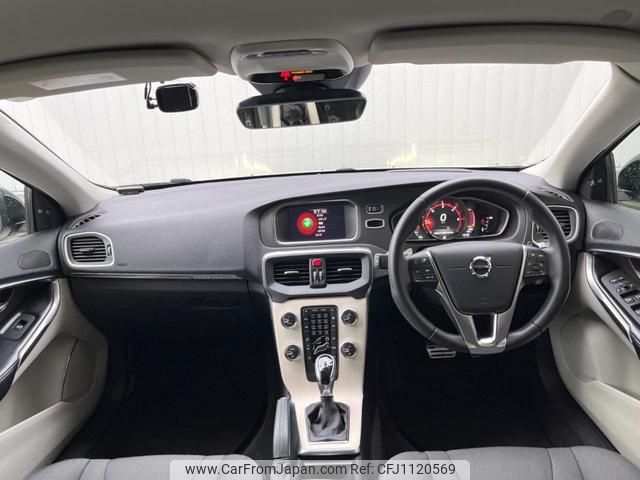 volvo v40 2018 quick_quick_MD4204T_YV1MZA8RDJ2148227 image 2