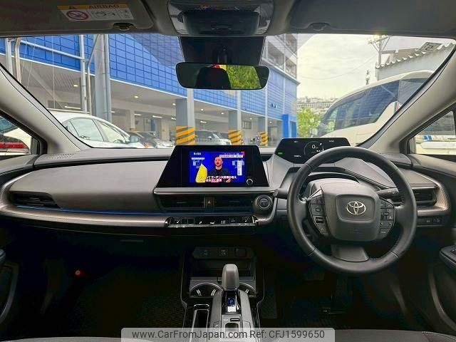 toyota prius 2024 CFJ1599650 image 2