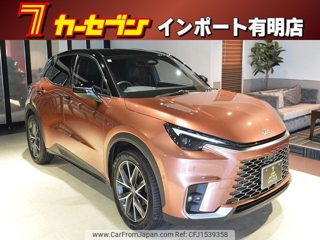 lexus lexus-lbx 2024 CFJ1539358 image 1