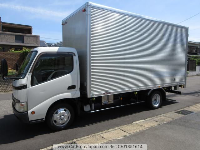 hino dutro 2007 GOO_NET_EXCHANGE_0200468A30250628W001 image 1