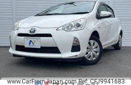 toyota aqua 2013 -TOYOTA--AQUA DAA-NHP10--NHP10-2205000---TOYOTA--AQUA DAA-NHP10--NHP10-2205000-