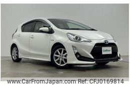 toyota aqua 2015 quick_quick_DAA-NHP10_2494601