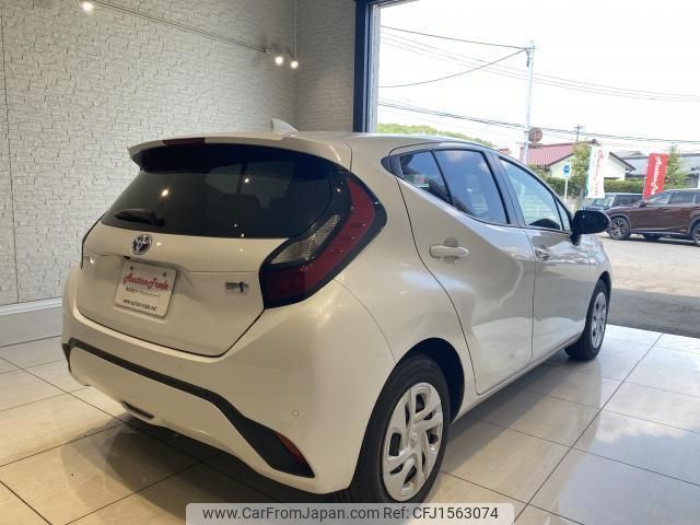 toyota aqua 2022 CFJ1563074 image 2
