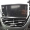 peugeot 208 2018 CFJ1886383 image 11