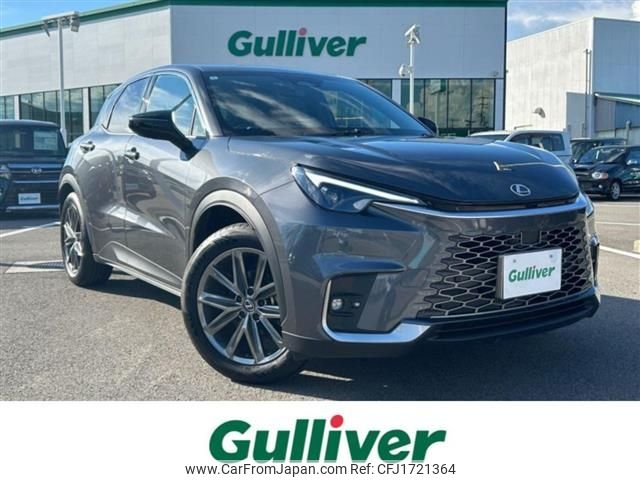 lexus lexus-lbx 2024 CFJ1721364 image 1