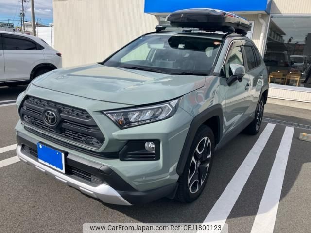 toyota rav4 2021 CFJ1800123 image 2