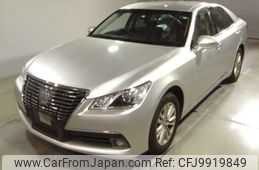 toyota crown 2014 -TOYOTA--Crown GRS211-6004805---TOYOTA--Crown GRS211-6004805-