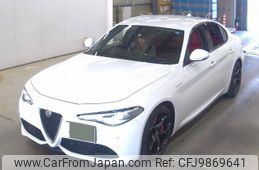 alfa-romeo giulia 2019 quick_quick_ABA-95220_ZAREAELN2K7615978