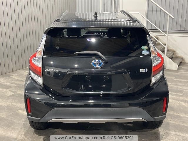 toyota aqua 2018 -TOYOTA--AQUA NHP10--NHP10-6700071---TOYOTA--AQUA NHP10--NHP10-6700071- image 2