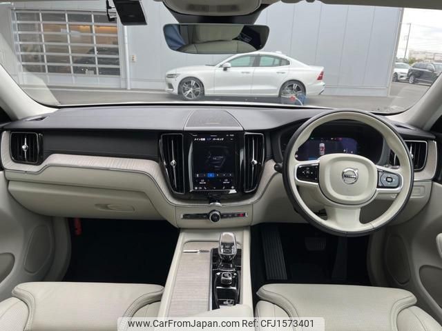 volvo xc60 2022 CFJ1573401 image 2