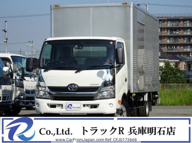 toyota dyna-truck 2018 quick_quick_TPG-XZU712_XZU712-0004339 image 1