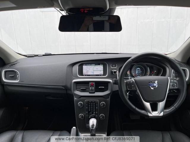 volvo v40 2013 -VOLVO--Volvo V40 DBA-MB4164T--YV1MV485BD2028569---VOLVO--Volvo V40 DBA-MB4164T--YV1MV485BD2028569- image 2