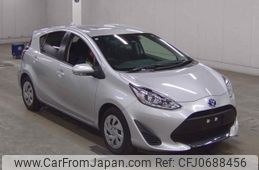 toyota aqua 2021 quick_quick_6AA-NHP10_NHP10-2718932