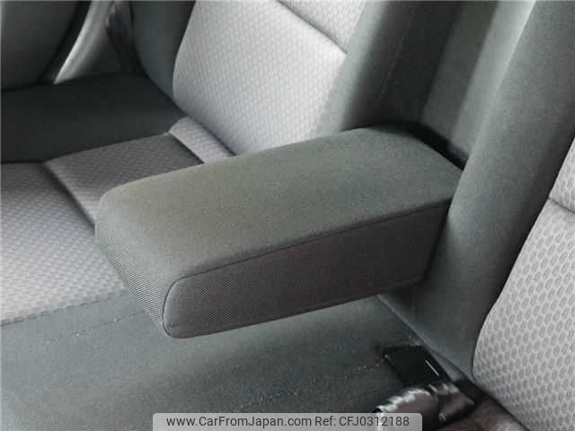 mazda axela 2006 TE2235 image 2