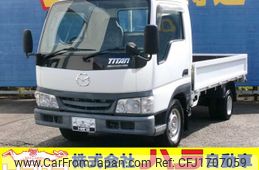 mazda titan-dash 2004 CFJ1707059