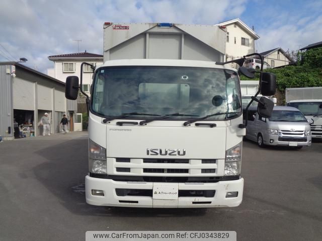 isuzu forward 2014 GOO_NET_EXCHANGE_0403852A30241018W001 image 2