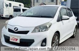 toyota vitz 2011 CFJ5921094