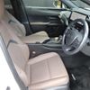 lexus ux 2023 CFJ1845931 image 9