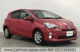 toyota aqua 2013 CFJ1545682