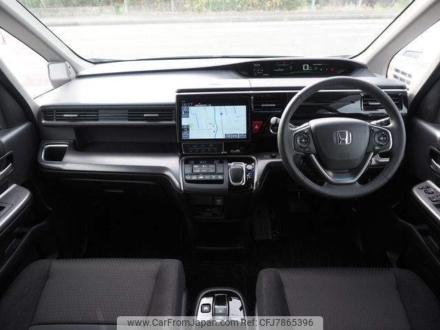 honda stepwagon 2018 -HONDA--Stepwgn 6AA-RP5--RP5-1071469---HONDA--Stepwgn 6AA-RP5--RP5-1071469- image 2