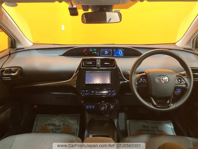 toyota prius 2019 quick_quick_ZVW51_ZVW51-6126381 image 2