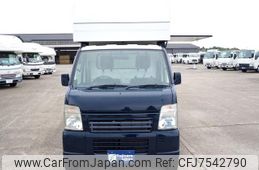 suzuki carry-truck 2005 GOO_JP_700040229130220527001