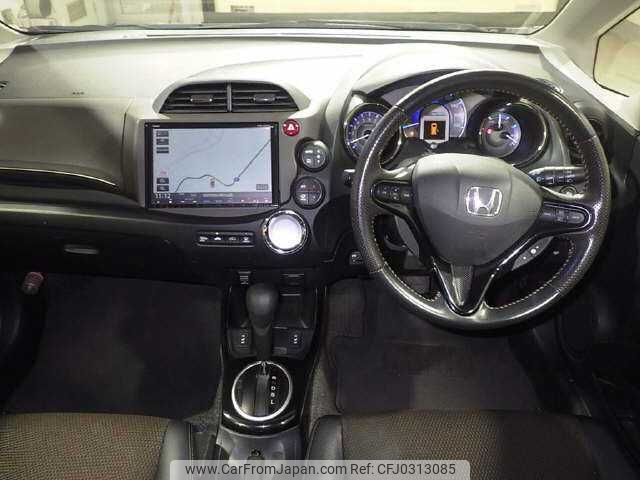 honda fit-shuttle 2013 TE1318 image 2