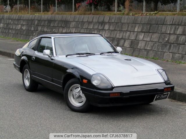 Used NISSAN FAIRLADY Z 1982/Jan CFJ6378817 in good condition for sale