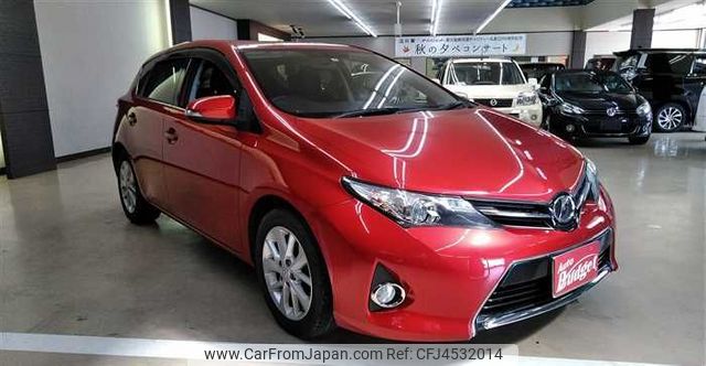 2013 Toyota Auris DBA-NZE181H 2WD - Car Price $6,400