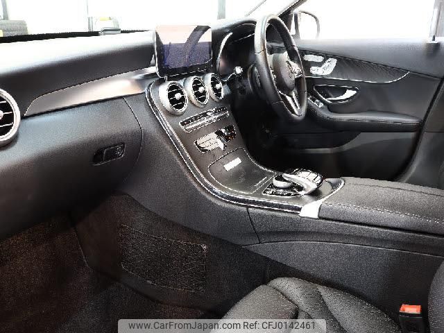 mercedes-benz c-class 2019 quick_quick_5AA-205277C_WDD2052772F932395 image 2