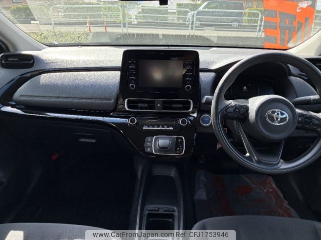 toyota aqua 2022 CFJ1753946 image 2
