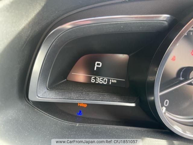 mazda axela 2017 CFJ1851057 image 1