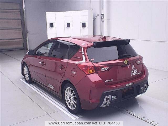 toyota auris 2012 CFJ1704458 image 2