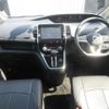 nissan serena 2018 CFJ1656328 image 3