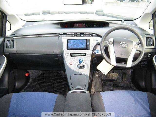 toyota prius 2014 504928-869316 image 1