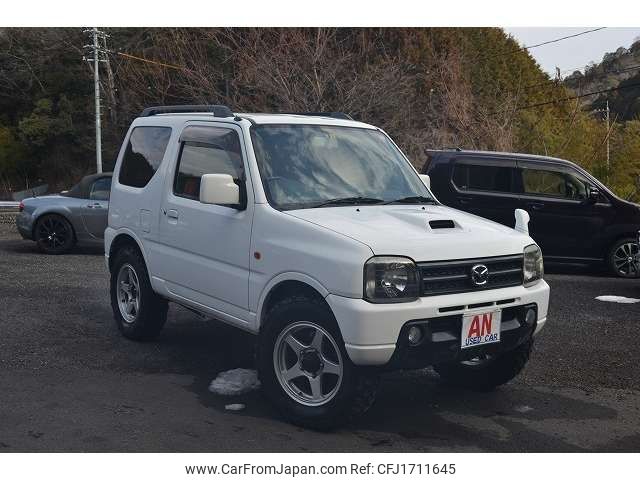 mazda az-offroad 2012 CFJ1711645 image 2