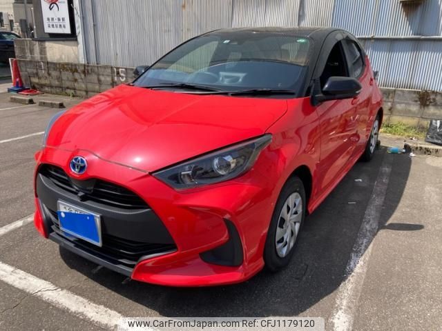 toyota yaris 2022 -TOYOTA--Yaris 6AA-MXPH10--MXPH10-2107518---TOYOTA--Yaris 6AA-MXPH10--MXPH10-2107518- image 1