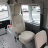 nissan nv350-caravan-van 2016 GOO_JP_700056043930241123001 image 14