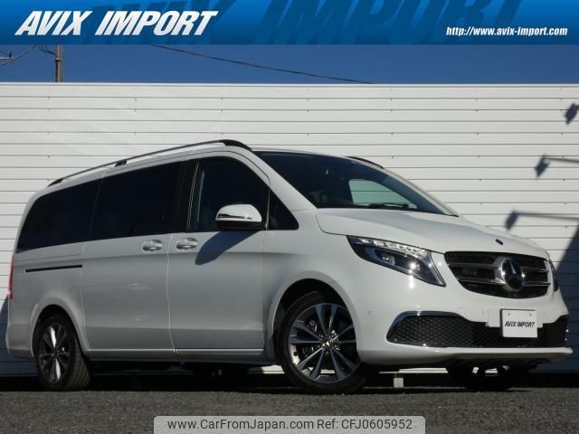 mercedes-benz v-class 2020 quick_quick_447811C_WDF44781323674180 image 1