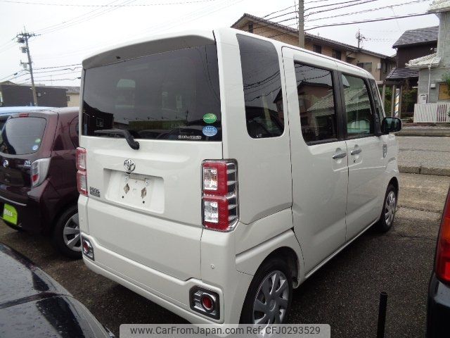 toyota pixis-mega 2018 -TOYOTA--Pixis Mega LA700A--0015588---TOYOTA--Pixis Mega LA700A--0015588- image 2