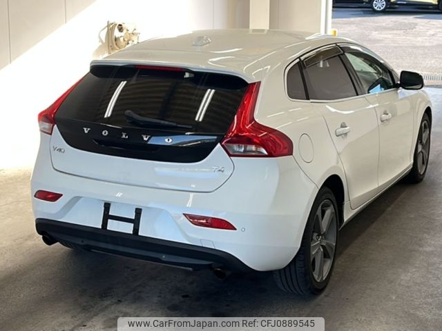 volvo v40 2014 -VOLVO--Volvo V40 MB4164T-E2136503---VOLVO--Volvo V40 MB4164T-E2136503- image 2