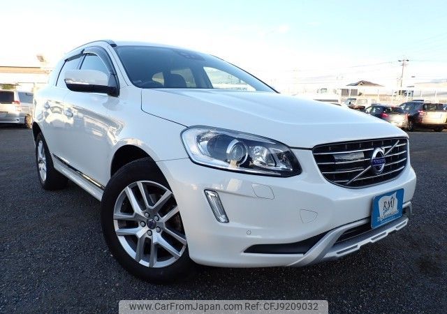 volvo xc60 2017 REALMOTOR_N2023110164F-10 image 2