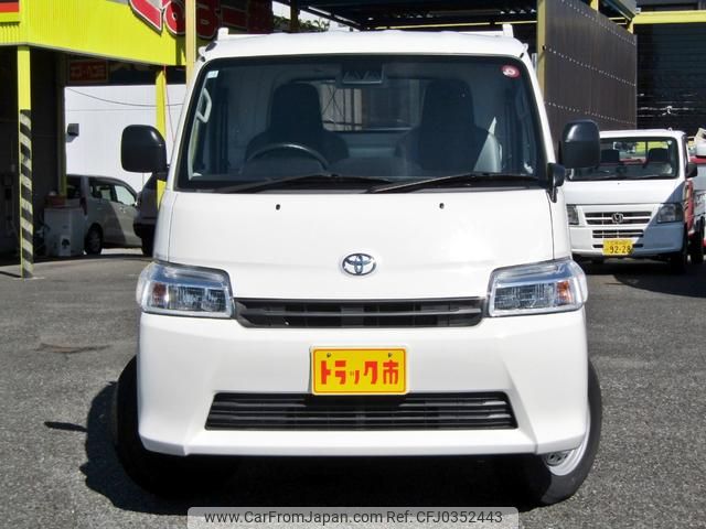 toyota townace-truck 2022 GOO_NET_EXCHANGE_0208643A30241012W002 image 2