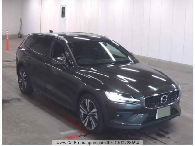 volvo v60 2022 quick_quick_5AA-ZB420TM_YV1ZZL1MCN1091809 image 1