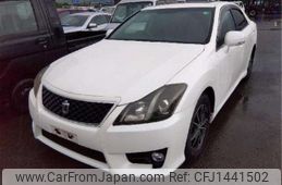 toyota crown 2011 CFJ1441502