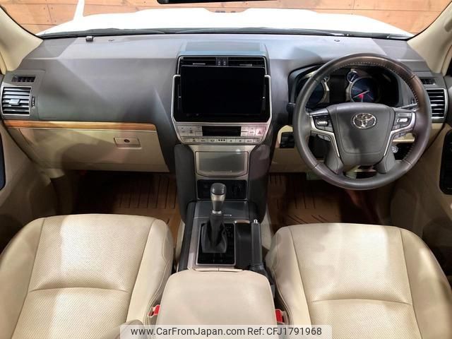 toyota land-cruiser-prado 2023 CFJ1791968 image 2