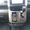 toyota noah 2010 ENHANCEAUTO_1_ea291103 image 21