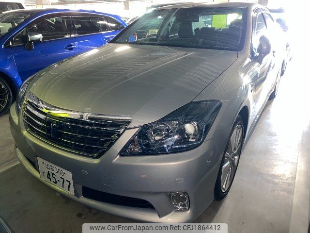 toyota crown 2011 CFJ1864412 image 1